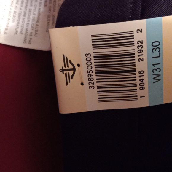 NWT Dockers pants - Picture 3 of 3